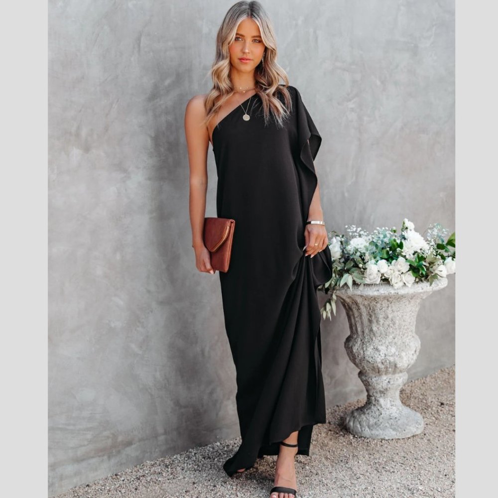 COPY - STRIKE A POSE ONE SHOULDER STATEMENT MAXI DRESS SMALL
